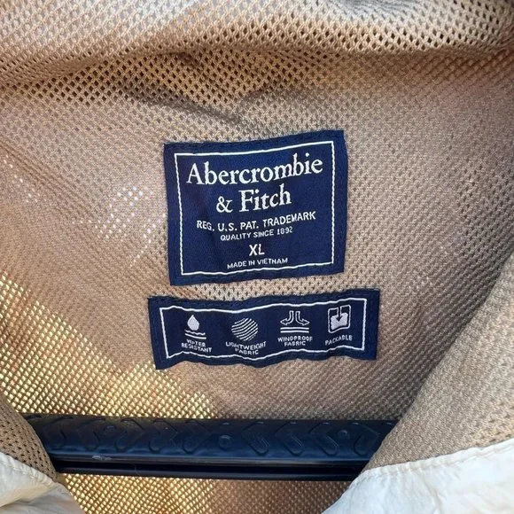 Rain coat jacket (Abercrombie & Fitch, Size XL) - Picture 3 of 4